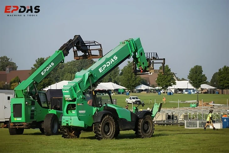 Rotating Telescopic Forklift
